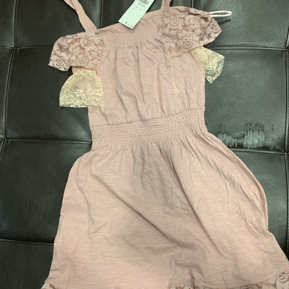🛍Women Pink Top Size Small🔥 - Picture 2 of 6